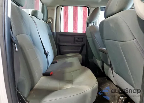 2019 Ram 1500 Classic Tradesman из США, поврежденный, VIN 1C6RR6FT5KS746007